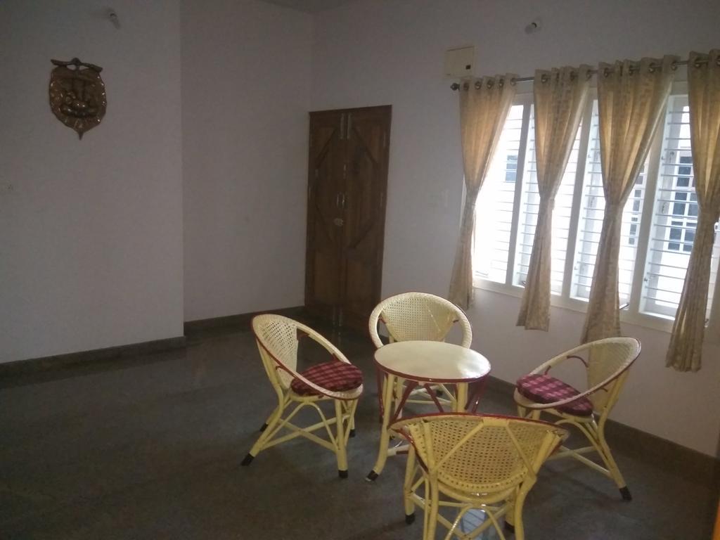 Aashraya Homestay Mysore Exterior photo