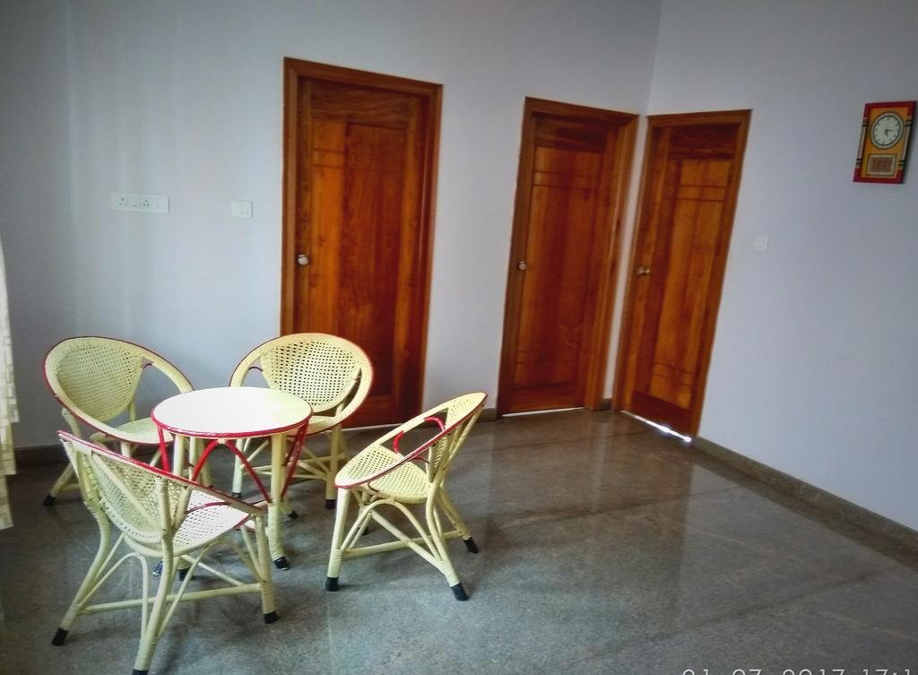 Aashraya Homestay Mysore Exterior photo