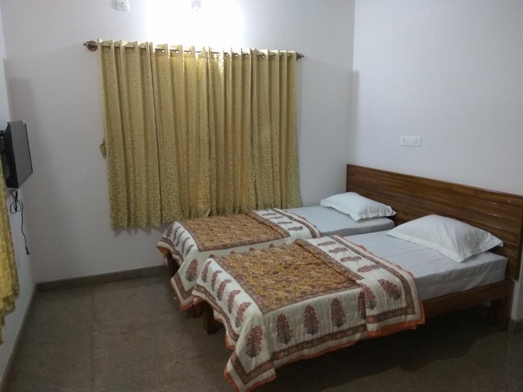 Aashraya Homestay Mysore Exterior photo